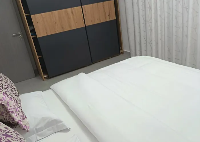 公寓 Dianahome2 地拉那